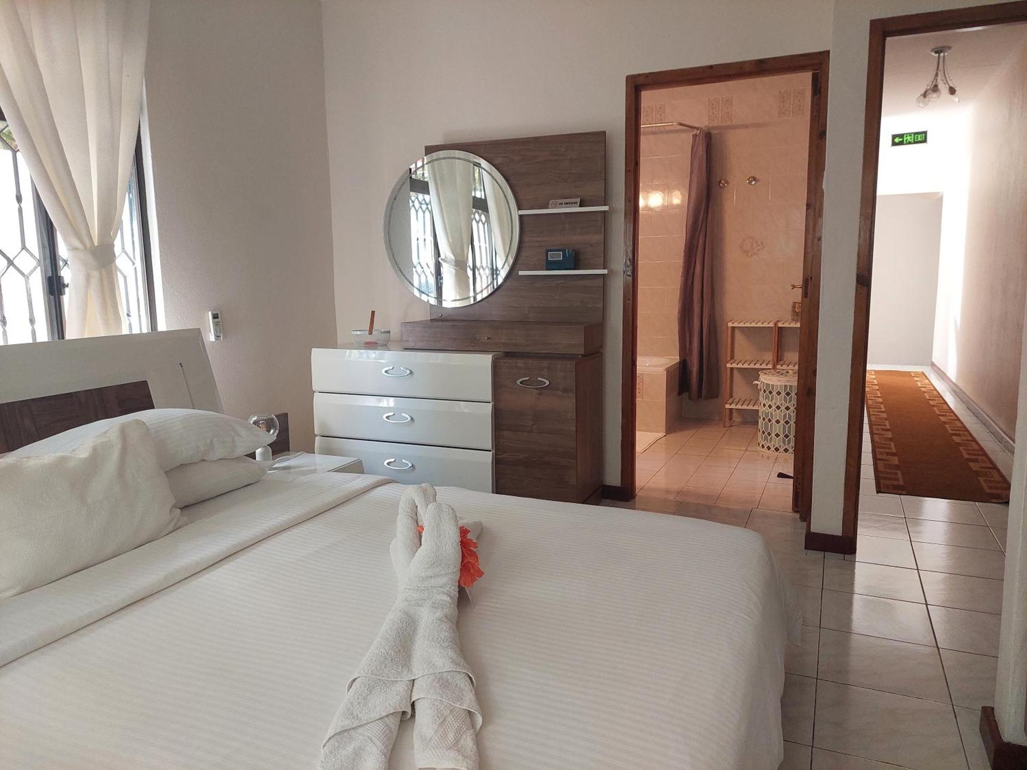 Reef Hills Residence Au Cap Luaran gambar